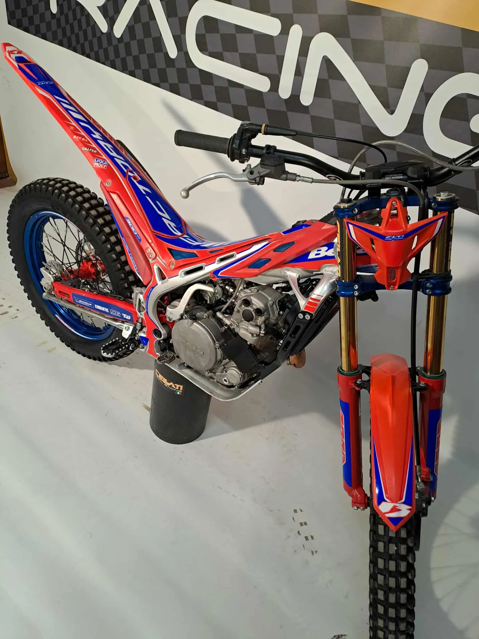 618632369_1929419817924660_823820119685479790_n